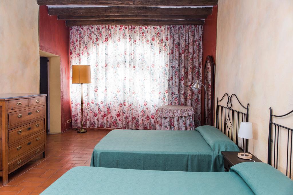Apartaments Can Gibert Кастальйо-д'Ампуріас Екстер'єр фото